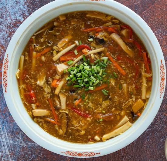 Soupe Aigre et Piquante (Hot and Spicy Soup) 酸辣汤
